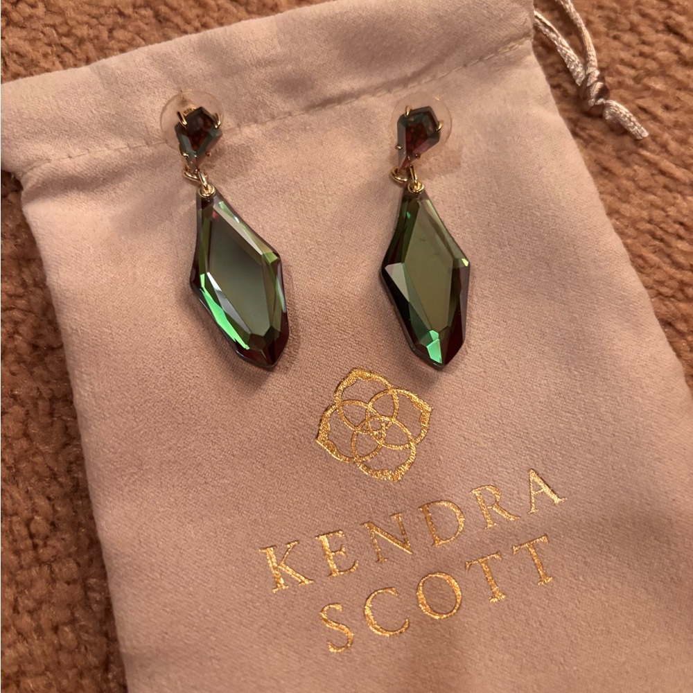 Kendra Scott Green & Gold Faceted Crystal Drop Earrings